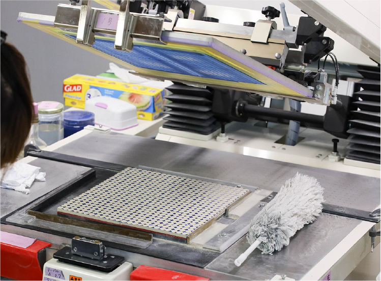 Since we have specialized printing machines in-house, we are capable of handling mass production of decorative tiles.